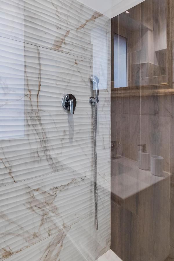 ホテル Clavdia Flat Monti ローマ エクステリア 写真